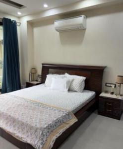 Bedroom Image of 2367 Sq.ft 3 BHK Builder Floor for rent in Sector 22 Gurgaon for Rs. 55000