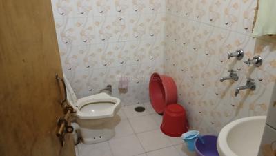 Bathroom Image of 900 Sq.ft 2 BHK Apartment / Flat for sale in Lekhraj Enclave, Vikas Nagar Lucknow for Rs. 4200000