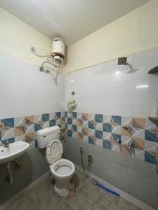 Bathroom Image of 1000 Sq.ft 1 BHK Apartment / Flat for rent in Mahalakshmi Nagar Indore for Rs. 17000