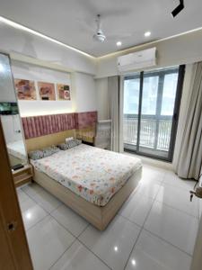 Bedroom Image of 855 Sq.ft 3 BHK Apartment / Flat for rent in A Shridhar Kaveri Pratham, Shilaj Ahmedabad for Rs. 32000