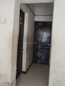 Bedroom Image of 600 Sq.ft 2 BHK Apartment / Flat for rent in Bhakti Nagar Rajkot for Rs. 10000