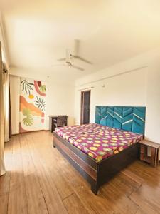 Bedroom Image of 1300 Sq.ft 3 BHK Apartment / Flat for rent in Amrapali Pan Oasis, Sector 70 Noida for Rs. 20000