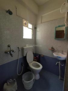 Bathroom Image of 850 Sq.ft 2 BHK Apartment / Flat for sale in Ballygunge Kolkata for Rs. 6500000