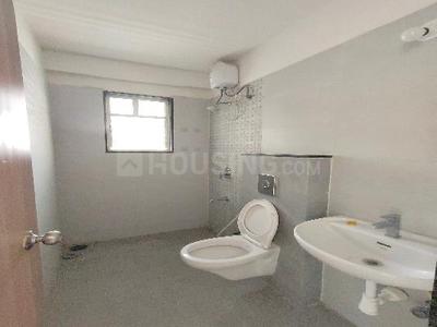 Bathroom Image of 640 Sq.ft 2 BHK Apartment / Flat for rent in Kolte Patil Little Earth, Kiwale Pune for Rs. 20000