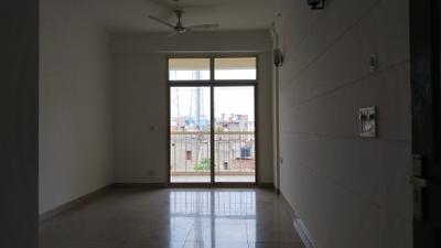 Living Room Image of 1240 Sq.ft 3 BHK Apartment / Flat for sale in Mahagun Mascot, Crossings Republik Ghaziabad for Rs. 12200000