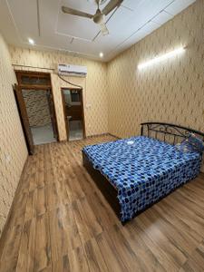 Bedroom Image of 2000 Sq.ft 5 BHK Duplex for rent in Vrindavan Yojana Lucknow for Rs. 30000