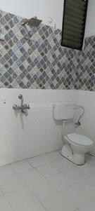 Bathroom Image of 1500 Sq.ft 4 BHK Independent House for rent in S V Infra Developers Premier Orchard Phase 2, Ayodhya Bypass Bhopal for Rs. 18000