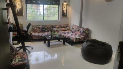 Living Room Image of 610 Sq.ft 1 BHK Apartment / Flat for rent in ARK Viman Pearl, Viman Nagar Pune for Rs. 38000