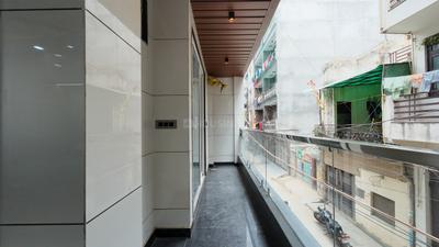 Balcony Image of 900 Sq.ft 3 BHK Apartment / Flat for sale in Planner PNM Homes, Chandra Park New Delhi for Rs. 7500000