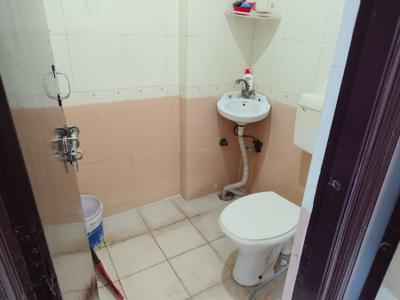 Image of 1150 Sq.ft 2 BHK Apartment / Flat for rent in Sadbhawana Apartment, Sector 46, Faridabad for Rs. 24000