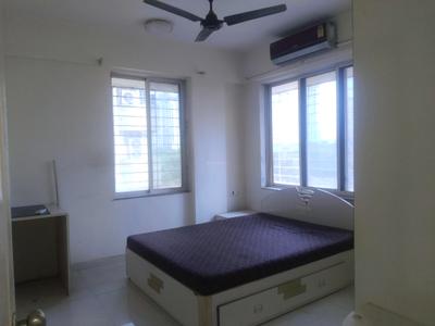 Bedroom Image of 1330 Sq.ft 3 BHK Apartment / Flat for rent in Evershine Millennium Paradise, Kandivali East Mumbai for Rs. 70000