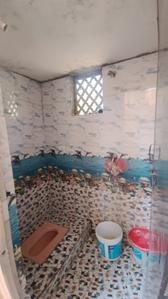 Bathroom Image of 600 Sq.ft 1 BHK Independent House for rent in Jule Solapur for Rs. 6500