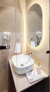 Bathroom Image of 2000 Sq.ft 3 BHK Apartment / Flat for rent in Taj Nagri Phase 2 Agra for Rs. 34000