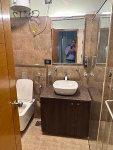 Bathroom Image of 1350 Sq.ft 3 BHK Apartment / Flat for sale in Adani The Meadows, Shantigram Ahmedabad for Rs. 10000000