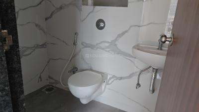 Bathroom Image of 550 Sq.ft 1 BHK Apartment / Flat for rent in Raunak Bliss, Thane West Thane for Rs. 20000