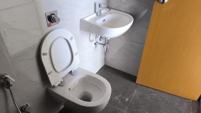Bathroom Image of 480 Sq.ft 1 BHK Apartment / Flat for sale in 34 Park Estate, Goregaon West Mumbai for Rs. 12000000