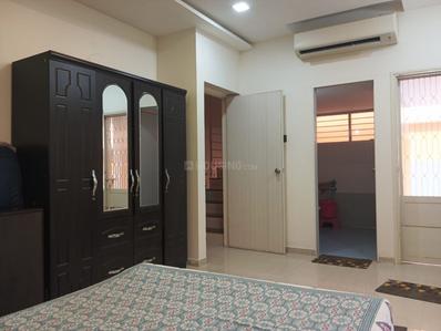 Bedroom Image of 2200 Sq.ft 4 BHK Villa for rent in Bhayli Vadodara for Rs. 35000