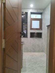 Common Bathroom Image of 2500 Sq.ft 4 BHK Builder Floor for sale in Green Field Colony Faridabad for Rs. 23000000