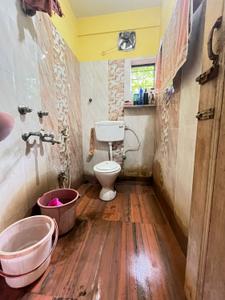 Bathroom Image of 800 Sq.ft 3 BHK Apartment / Flat for sale in Nilanjana Apartment, Haltu Kolkata for Rs. 5000000