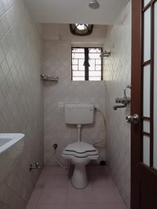 Bathroom Image of 1400 Sq.ft 4 BHK Independent House for sale in Behala Kolkata for Rs. 6500000