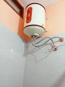 Bathroom Image of 400 Sq.ft 1 RK Independent House for rent in Kharar Mohali for Rs. 7000