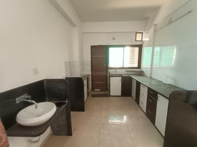 Kitchen Image of 1300 Sq.ft 2 BHK Apartment / Flat for rent in Manjalpur Vadodara for Rs. 15000