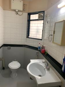 Bathroom Image of 1900 Sq.ft 4 BHK Apartment / Flat for rent in Ghorpadi Pune for Rs. 55000