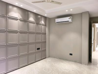 Bedroom Image of 3260 Sq.ft 4 BHK Builder Floor for sale in Paramount Low Rise Floors South City 2, Sector 49 Gurgaon for Rs. 39000000