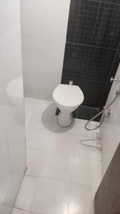 Bathroom Image of 1185 Sq.ft 2 BHK Apartment / Flat for rent in Jahangir Pura Surat for Rs. 14000