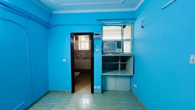 Bedroom Image of 1342 Sq.ft 3 BHK Apartment / Flat for sale in Mittal Cosmos Executive Apartment, Palam Vihar Gurgaon for Rs. 16500000