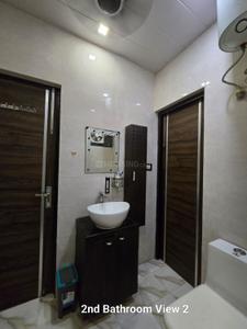 Bathroom Image of 1800 Sq.ft 4.5 BHK Duplex for sale in Vikaspuri 4bhk Luxurios Home, Vikaspuri New Delhi for Rs. 16000000