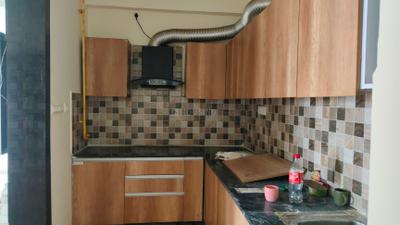 Kitchen Image of 910 Sq.ft 2.5 BHK Apartment / Flat for rent in Prateek Grand City, Siddharth Vihar Ghaziabad for Rs. 25800