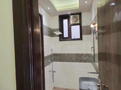 Image of 1700 Sq.ft 4 BHK Independent House for sale in Paschim Vihar, New Delhi for Rs. 32500000