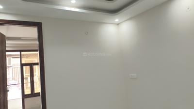 Bedroom Image of 500 Sq.ft 1 RK Builder Floor for rent in ATFL JVTS Gardens, Chhattarpur New Delhi for Rs. 15000