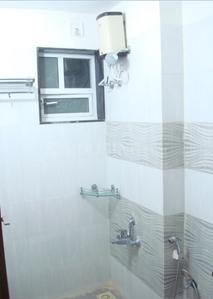 Bathroom Image of 1200 Sq.ft 2 BHK Apartment / Flat for rent in New Alkapuri Vadodara for Rs. 25000