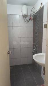 Bathroom Image of 600 Sq.ft 1 BHK Apartment / Flat for rent in Malkani Buena Vida, Kharadi Pune for Rs. 28000