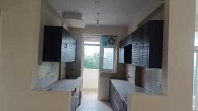 Kitchen Image of 1835 Sq.ft 3.5 BHK Apartment / Flat for sale in Amrapali Silicon City, Sector 76 Noida for Rs. 19700000
