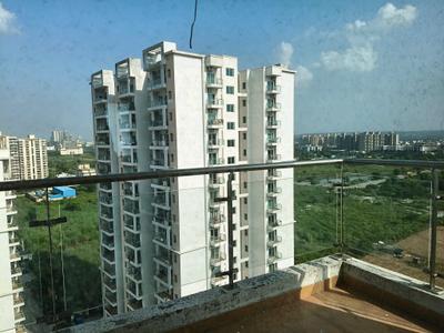 Bedroom One Image of 1950 Sq.ft 3 BHK Apartment / Flat for rent in Shree Vardhman Victoria, Sector 70 Gurgaon for Rs. 42500