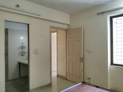 Bedroom Image of 845 Sq.ft 2 BHK Apartment / Flat for rent in Kasarvadavali Thane for Rs. 25400