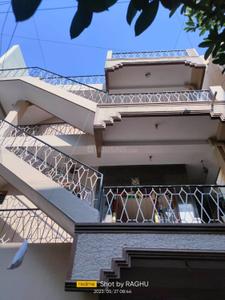 Building Image of 800 Sq.ft 2 BHK Independent House for rent in Adugodi Bengaluru for Rs. 24000