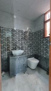 Bathroom Image of 1500 Sq.ft 3 BHK Apartment / Flat for sale in Sector 12 Gurgaon for Rs. 9200000