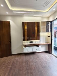 Bedroom Image of 1325 Sq.ft 4 BHK Builder Floor for sale in Sector 4 Rohini New Delhi for Rs. 25500000
