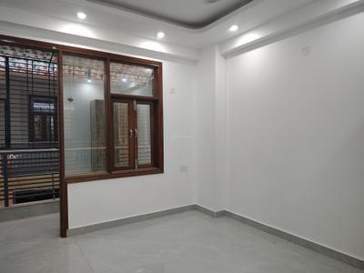 Bedroom Image of 1110 Sq.ft 3 BHK Apartment / Flat for sale in Mehrawali Apartment, Mehrauli New Delhi for Rs. 7000000