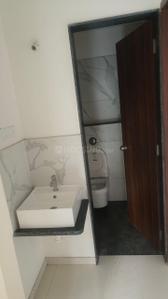 Bathroom Image of 800 Sq.ft 2 BHK Apartment / Flat for rent in Shree Nivasa Elevia Phase I, Mundhwa Pune for Rs. 36000