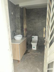 Bathroom Image of 2700 Sq.ft 4 BHK Apartment / Flat for sale in DLF Phase 2, DLF Phase 2 Gurgaon for Rs. 52200000