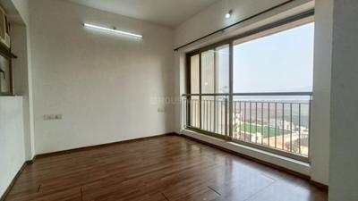 Balcony Image of 1100 Sq.ft 3 BHK Apartment / Flat for rent in Lodha Splendora, Thane West Thane for Rs. 32000