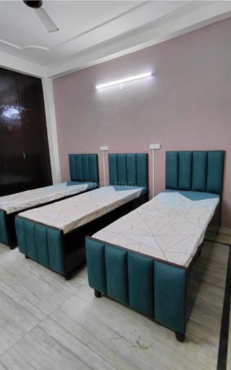 Bedroom Image of Friends pg in Sector 22, Noida