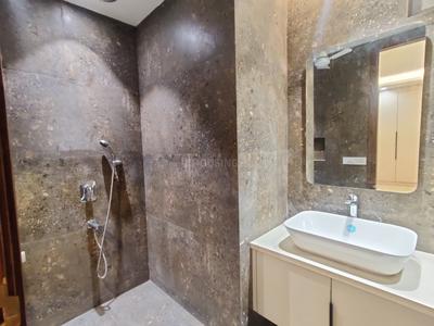 Image of 2700 Sq.ft 4 BHK Builder Floor for rent in  Vigyan Vihar RWA, Surajmal Vihar, New Delhi for Rs. 70000