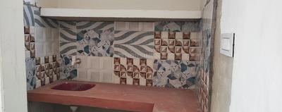 Bathroom Image of 300 Sq.ft 1 BHK Independent House for rent in Bichhia Gorakhpur for Rs. 5500