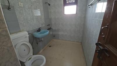 Image of 1850 Sq.ft 3.5 BHK Apartment / Flat for rent in Sector 62, Noida for Rs. 37000